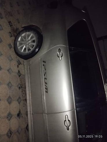 Панели, обшивки: Центральная консоль Toyota — 7