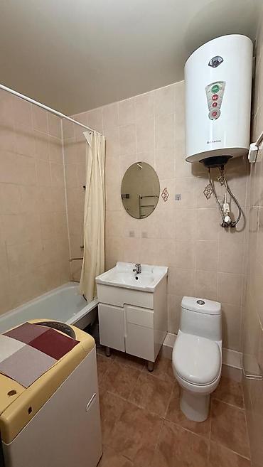 Продажа квартир: 1 комната, 45 м², Элитка, 4 этаж, Евроремонт at lalafo.kg — 12 Продажа квартир: 1 комната, 45 м², Элитка, 4 этаж, Евроремонт — 12