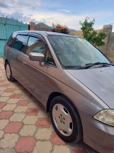 срочно продаю хонда аккорд: Honda Odyssey: 2000 г., 2.3 л, Автомат, Бензин