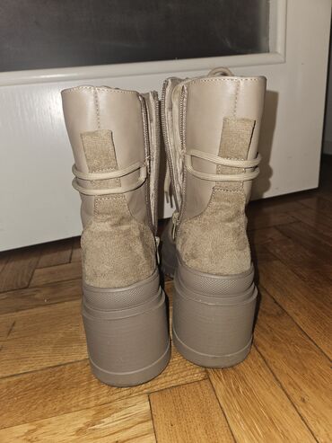 n sport ugg cizme: Gležnjače, Opposite, 38