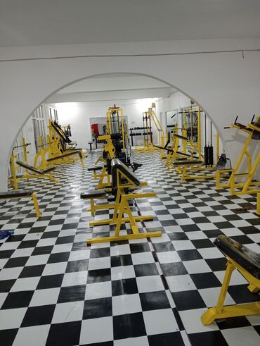 azərbaycan dili liseylərə hazırlıq ucun vəsait pdf: Tam təchizatlı trenajor zalı avadanlıqları paketi zal cəm halda