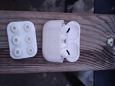 33 watt: Беспроводные наушники-вкладыши, Apple, Airpods 2, Б/у — 3