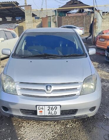 Другое: Toyota ist: 2002 г., 1.5 л, Автомат, Бензин, Хэтчбэк