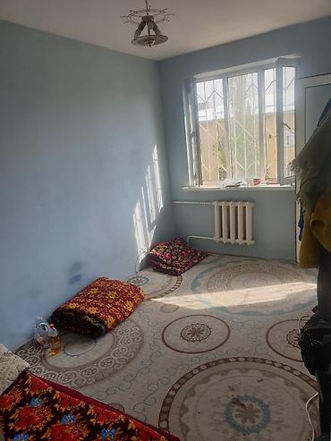 Сдаются места в комнате в квартире. Цена: 7000 с человека. В комнате