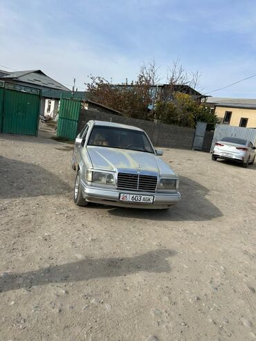 зафира ош: Mercedes-Benz W124: 1993 г., 2 л, Механика, Бензин, Седан