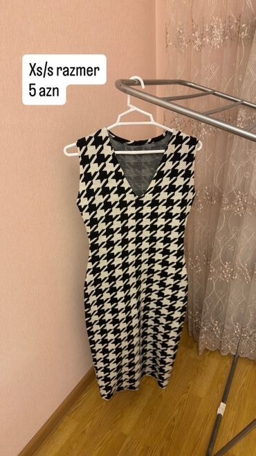 Dəstlər, kostyumlar: Dəstlər, kostyumlar — 8