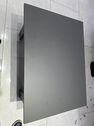 Salon, tibbi mebel: Masa – minimalistik dizaynlı, boz rəngdə salon/otaq üçün çoxfunksiyalı — 4