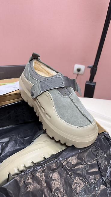 женские сабо: Тёплые зимние сабо/лоферы UGG с мехом - Модель: сабо закрытого типа с — 8