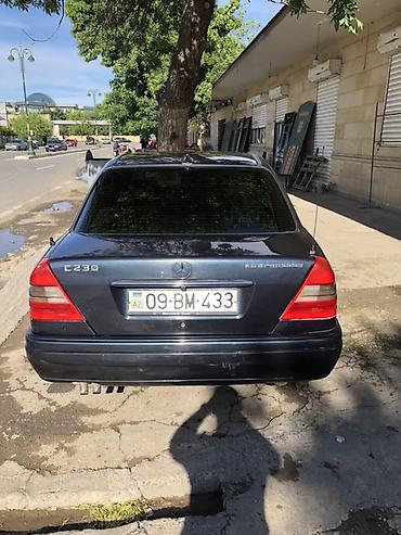 mercedes c203: Mercedes-Benz C 230: 2.3 l | 1995 il Sedan — 2