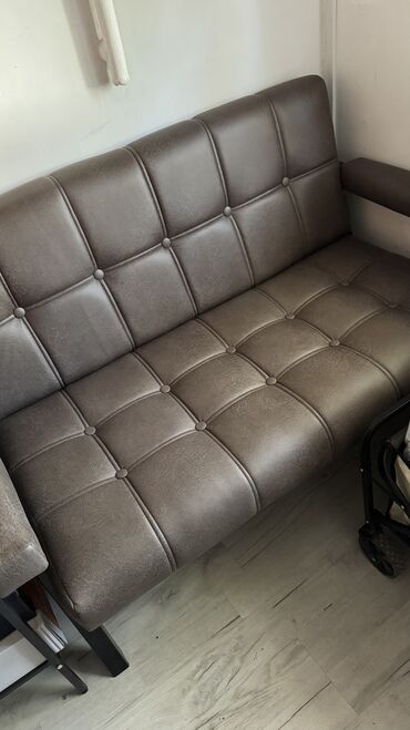 стол для армрестлинга купить в бишкеке: Прямой диван, Б/у, Двухместный