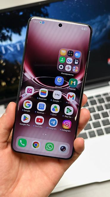 iqoo 11: Vivo X200 Ultra, Б/у, 512 ГБ, цвет - Красный, 2 SIM — 8