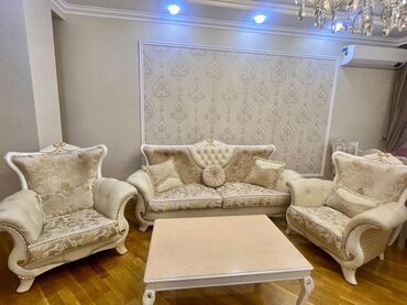 Məişət məhsulları: İşlənmiş, Klassik divan, Qonaq otağı üçün, Açılmayan