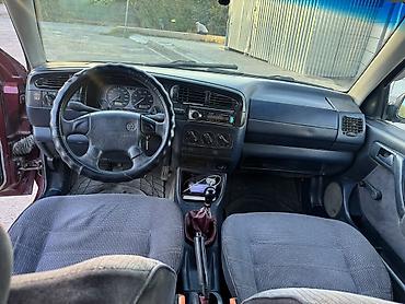 Volkswagen: Volkswagen Vento: 1993 г., 1.8 л, Механика, Бензин, Седан — 5