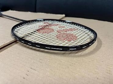 Rekviziti za vežbanje: Yonex Isometric 80 badminton reket - Model: Yonex Isometric 80 — 2