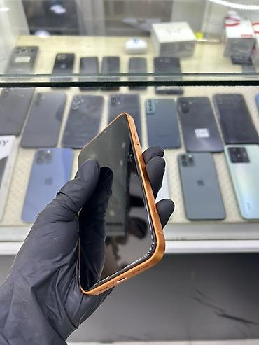 Apple iPhone: IPhone 11, Narıncı, Face ID — 6