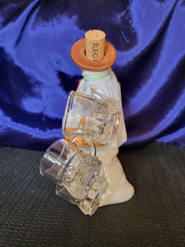 Čaše: Flasa nova za pice 1951 do 1974god. Lippelsdorf porcelan Istocna — 5