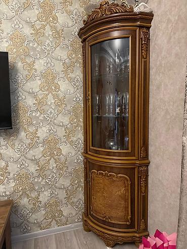 ref: Şüşəli dolab vitrini, İşlənmiş, Ünvandan götürmə — 1