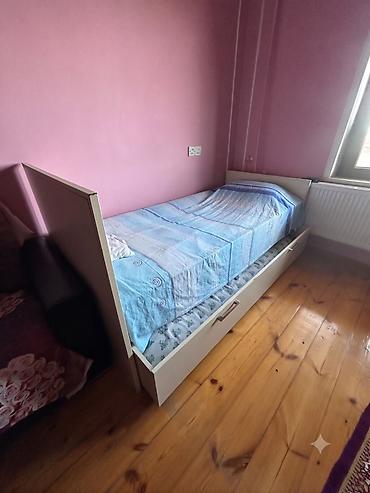 carpayı doşəyi: İki nəfərlik çarpayı – altı çəkicili model - Ölçü: təxmini tək — 1