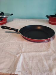 Tava-qazan dəstləri: Rəng - Qırmızı, Antipriqar, Fransa — 4