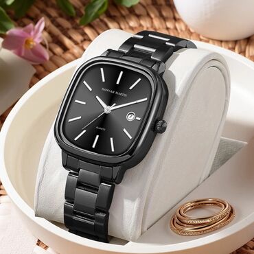 Eynəklər: Qol saatı "Black Hannah Martin Quartz" Hannah Martin Quartz Saat