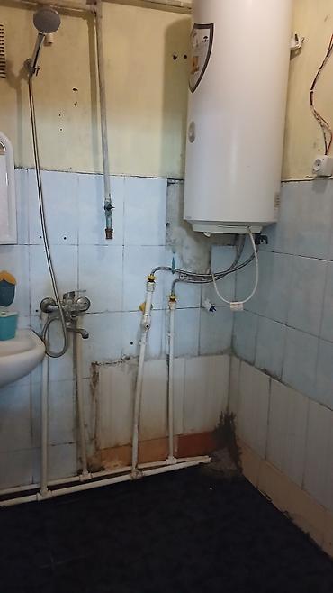 ev kirayesi: Kirayə mənzil – 3 otaq - Plan: dəhliz, 2 ayrı otaq, mətbəx, sanitar — 4