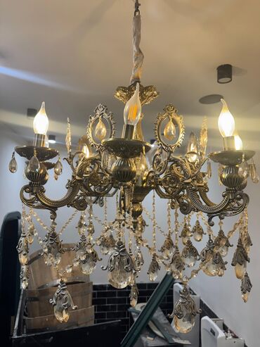 люстры джунхай: Классическая подвесная люстра в стиле барокко/рококо. - Материал