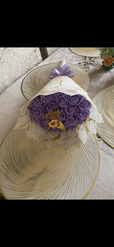 Bayram üçün digər mallar: Satilirlar endirim olub.Karobka gul 20m.Buket gul18m.mişka20m — 5