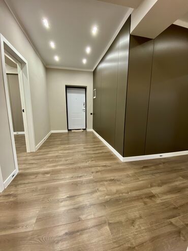 срочно продаю участок газ канализация есть: 2 бөлмө, 73 кв. м, Элитка, 2 кабат, Дизайнердик ремонт