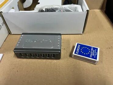 Druga oprema za računare i laptopove: *** AKCIJA *** #2702 USB HUB D-Link Model: DUB-H7 Portovi: 7× USB 2.0 — 7
