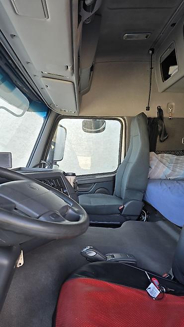 Тягачи: Тягач, Volvo, 2012 г. — 3