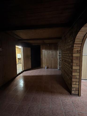 Аренда складов: 110 м², Первая линия — 3