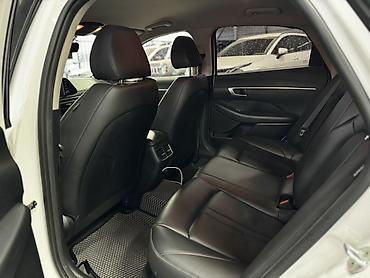 byd han ev: Hyundai Sonata: 2019 г., 2 л, Автомат, Газ, Лифтбек — 8