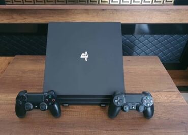 playstation 4 цена бишкек: Playstation 4.Pro 1000гб. Не прошитый. Последняя обновления 12.00