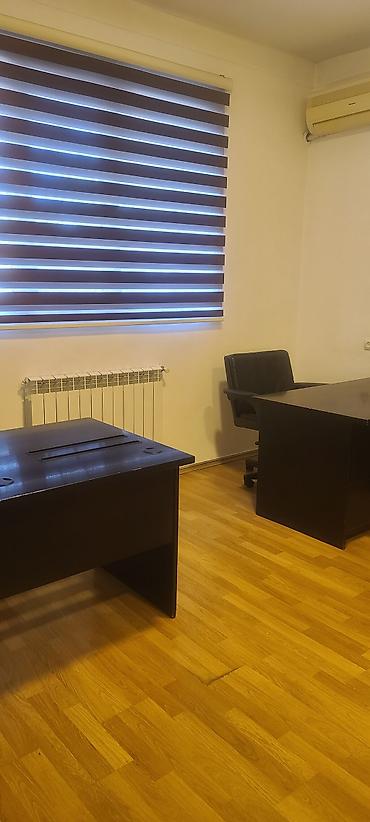 ofis stol: Ofis mebel dəsti Tərkibi: - Direktor masası – geniş iş səthi, qapalı — 5