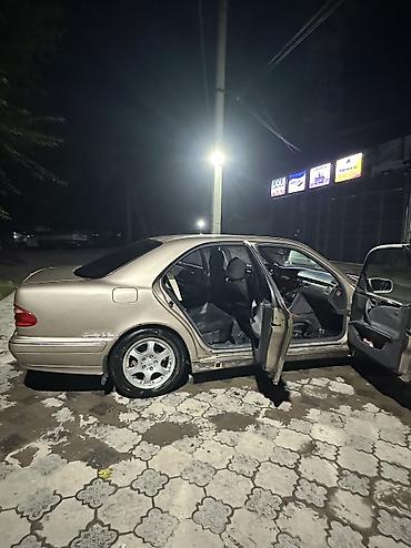 жигули сатам: Mercedes-Benz E-Class: 2001 г., 2 л, Кол менен иштөөчү, Газ, Седан — 3