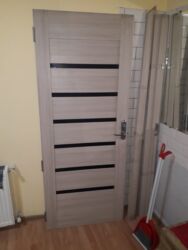 Darvazalar və aksesuarlar: Müasir dizaynlı otaq qapısı - Material: MDF/laminat örtüklü, açıq