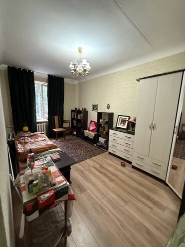 тоголок молдо сыдыкова: 2 комнаты, 43 м², Индивидуалка, 2 этаж, Косметический ремонт