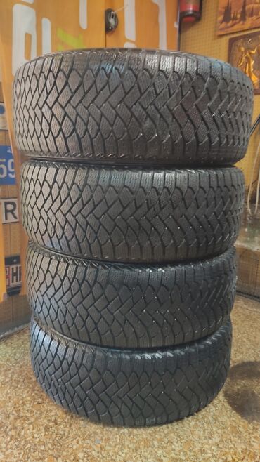 колесо на мини трактор: Шиналар 235 / 50 / R 20, Кыш, Колдонулган, Комплект, Жеңил унаалар, Maxxis