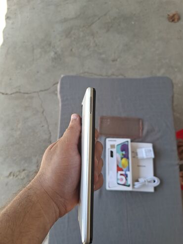 samsunq a 13: Samsung Galaxy A51 5G, 128 ГБ, цвет - Белый, Отпечаток пальца, Две SIM карты