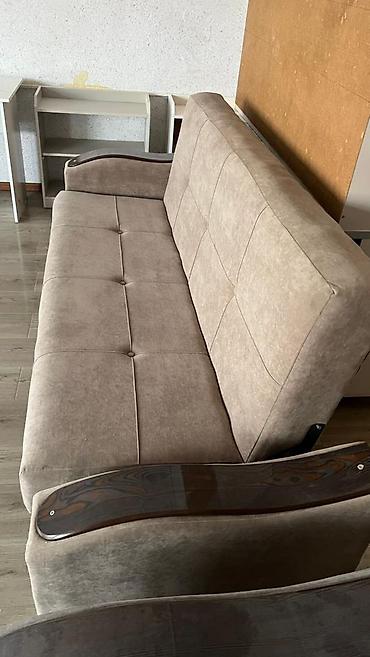 Прямые диваны: Прямой диван, Новый, Трехместный — 6