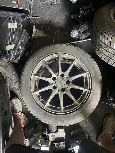 215 70 сешка: Литой диск Mercedes с установленной шиной - Оригинальный литой диск — 1