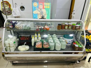 magaza ucun vitrin: 2 metirlikdi sudluk İwlek vezyetde Qiymet 500 manat Xirdalan 2339