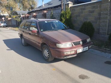 Volkswagen: Volkswagen Passat: 1995 г., 1.6 л, Механика, Бензин, Универсал