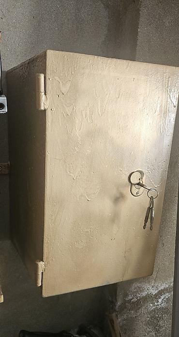 su cəni kredit: 1.seyf metal 30×30×50 sm 2.nasos işlək vəziyyətdə. genişlənmə çəni 2l — 2