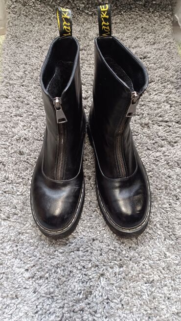 женская обувь лоферы: Ботинки и ботильоны 40, цвет - Черный