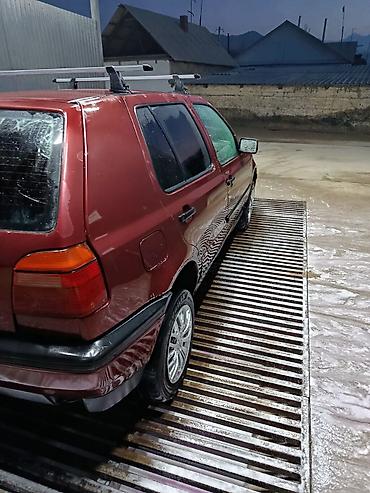 jac 9: Volkswagen Golf: 1992 г., 1.8 л, Хэтчбэк — 6