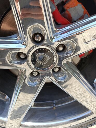ij diskləri: İşlənmiş Disk Vossen R 20, 5 Boltlu