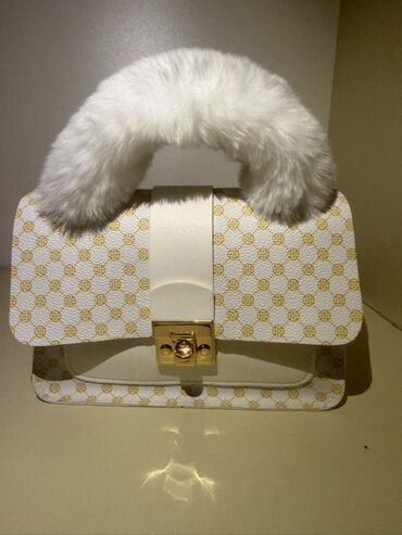 qizil halqa sirqalar: Əl çantası