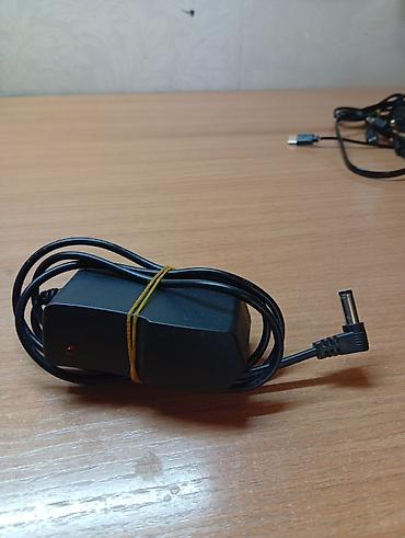 Зарядные устройства: Разные зарядки Особенности и функции: - Физическая кнопка SOS для — 20