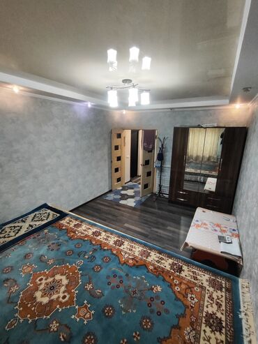 квартиры в бишкеке долгосрочные: 1 комната, 36 м², 105 серия, 1 этаж, Евроремонт